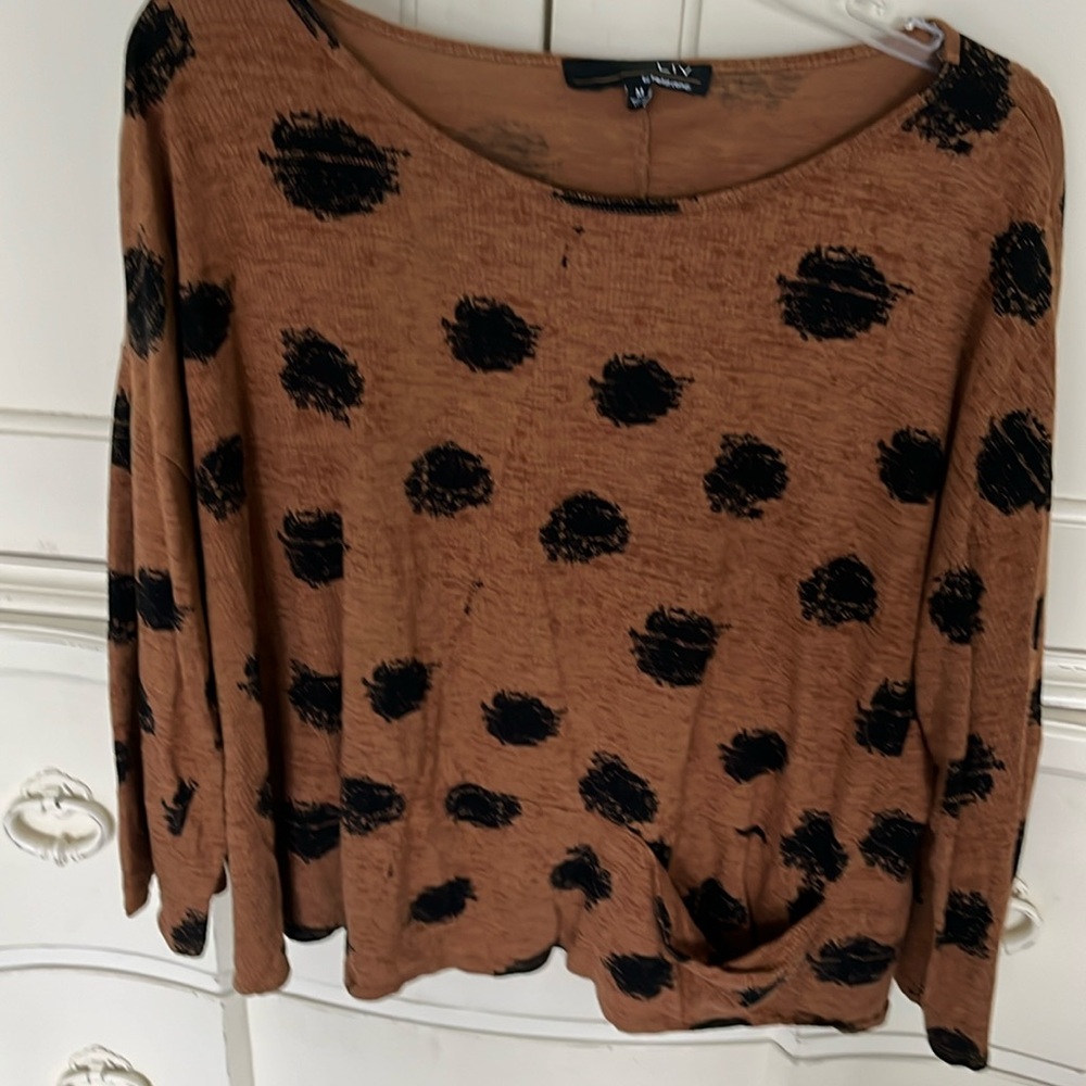 Brown and black top size M 50% cotton 50% model worn 2 times